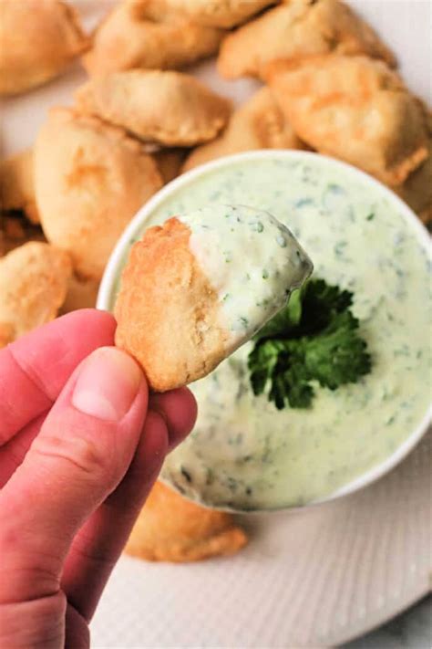cilantro lime empanada sauce.